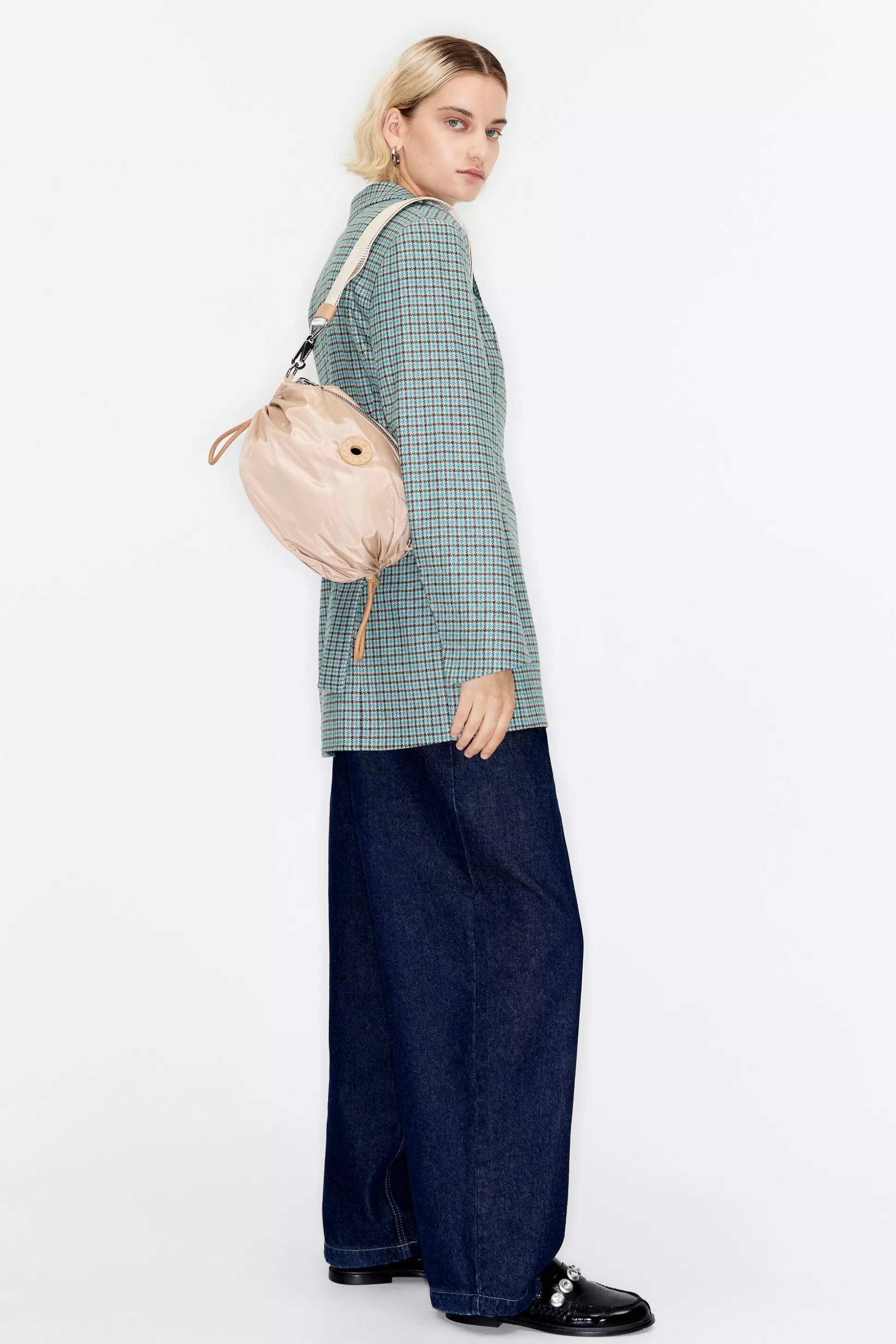 Online BIMBA Y LOLA Mala De Tiracolo Franzidos M Nylon Camel Biscuit